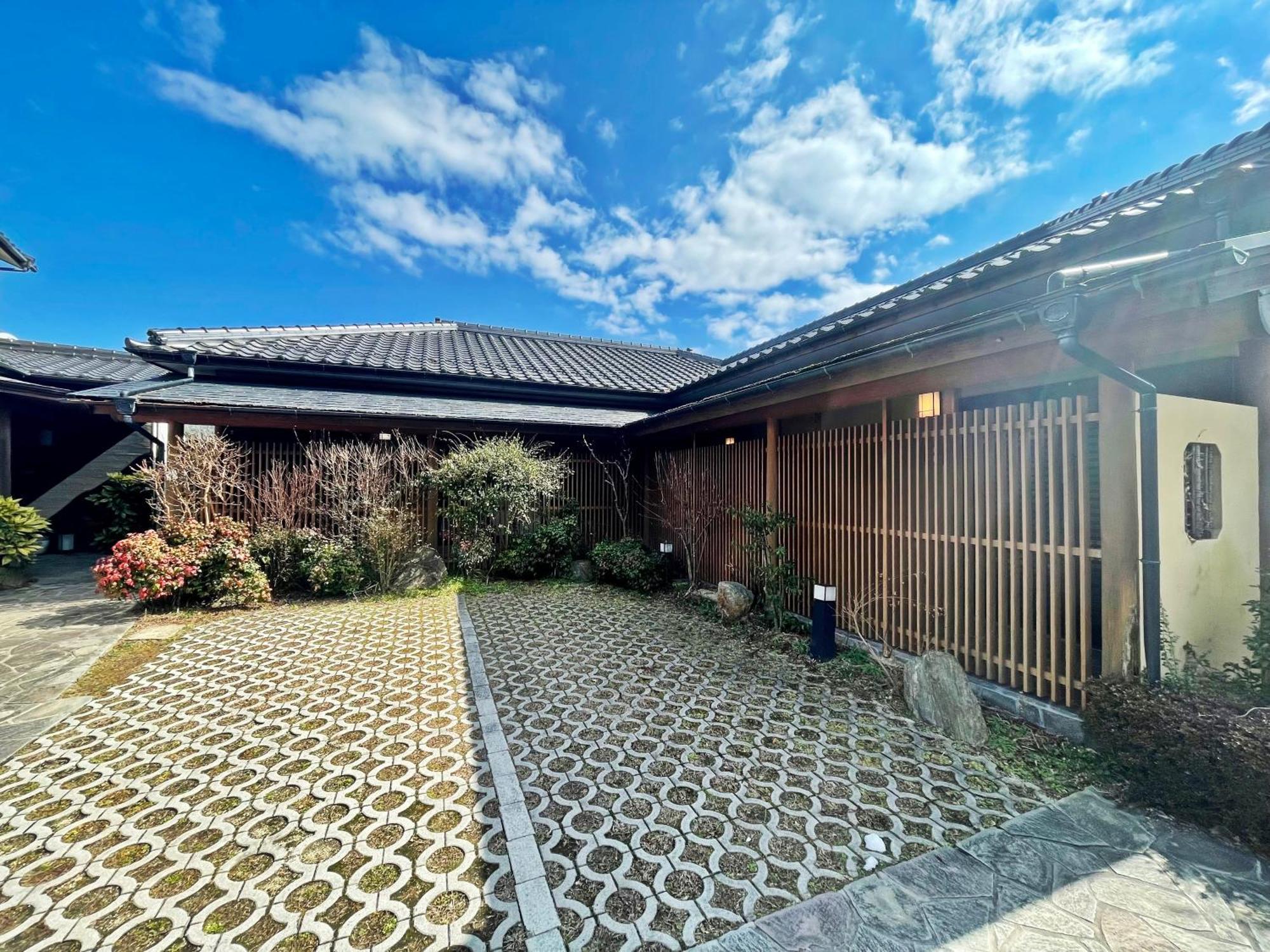 Ryokan Yamanami Yufu Bagian luar foto